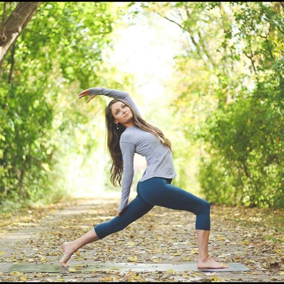 Lululemon Outrun Long Sleeve sz4